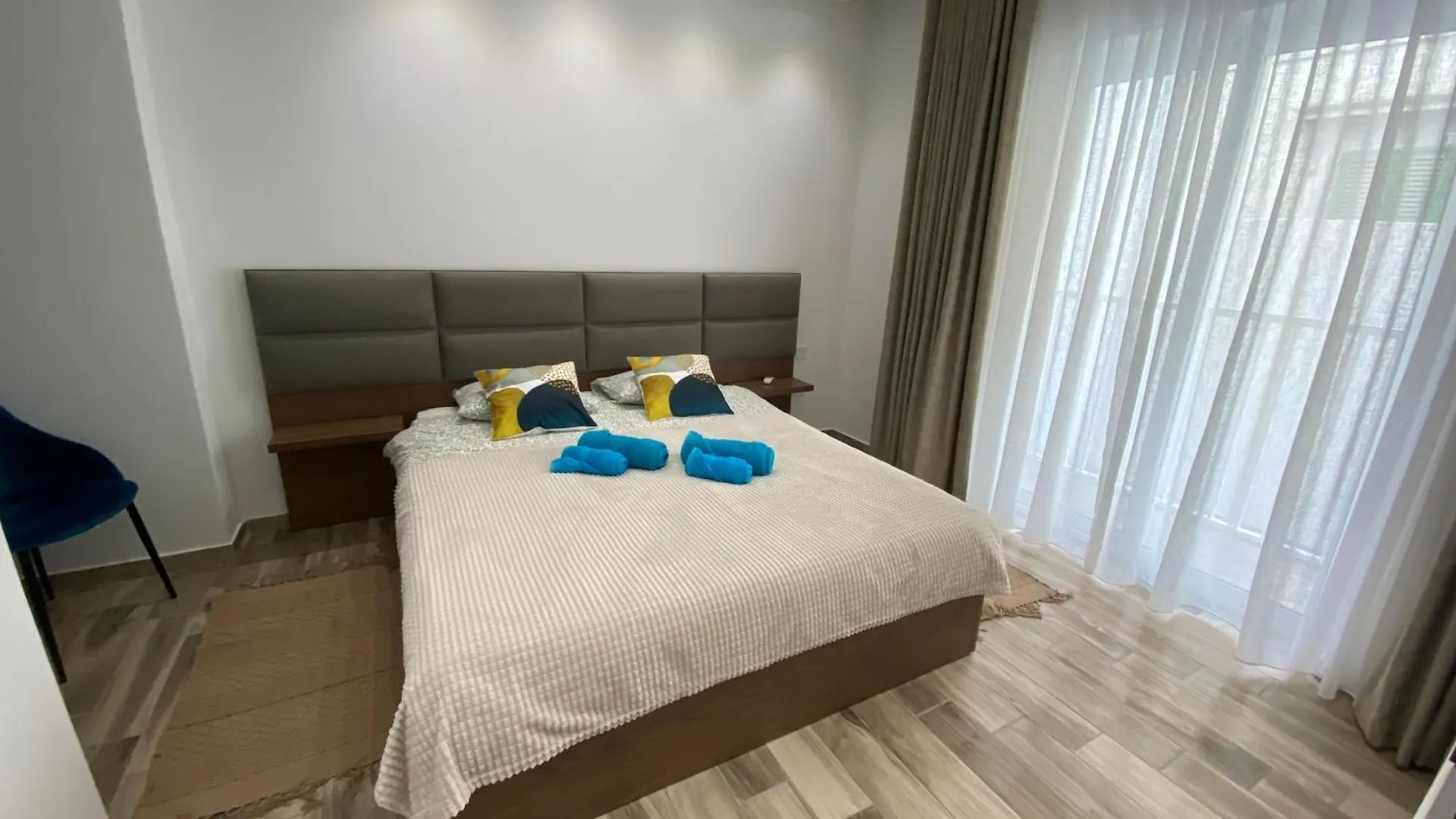 Seafront Luxury 2 Bedroom 3 Bathroom Apartment In St Julian'S Saint Julian's