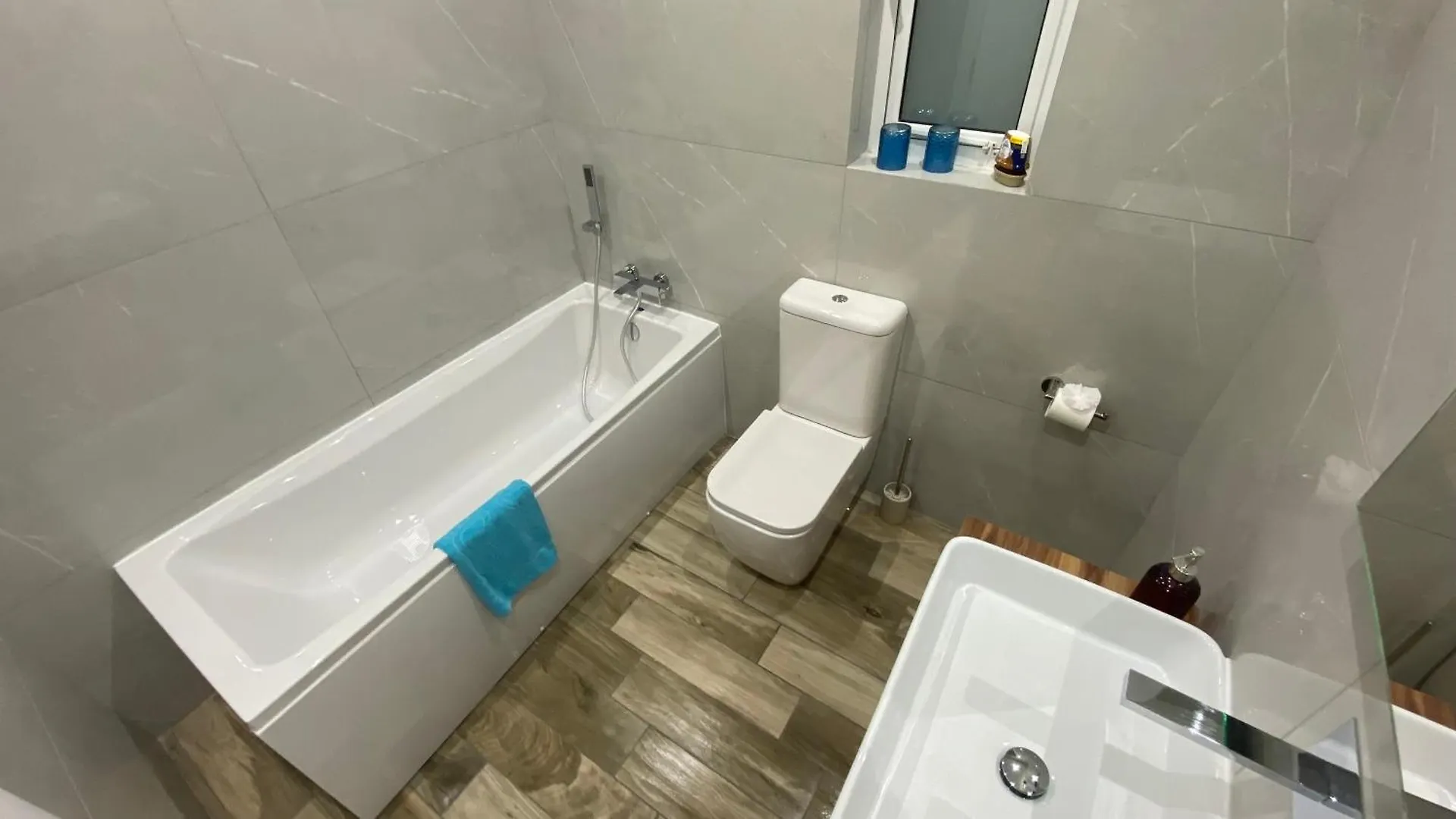Seafront Luxury 2 Bedroom 3 Bathroom Apartment In St Julian'S Saint Julian's Malta