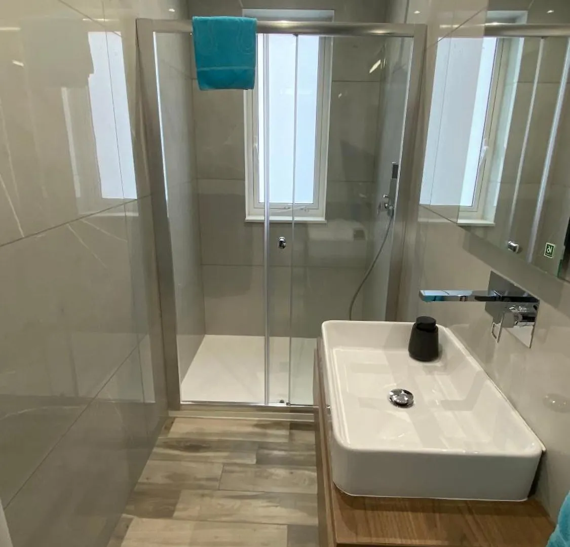 Seafront Luxury 2 Bedroom 3 Bathroom Apartment In St Julian'S Saint Julian's