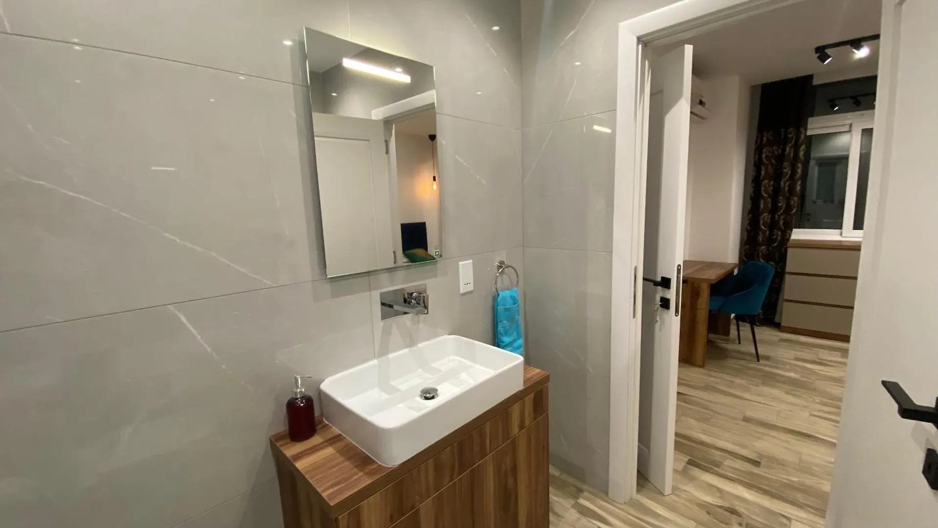 Seafront Luxury 2 Bedroom 3 Bathroom Apartment In St Julian'S Saint Julian's