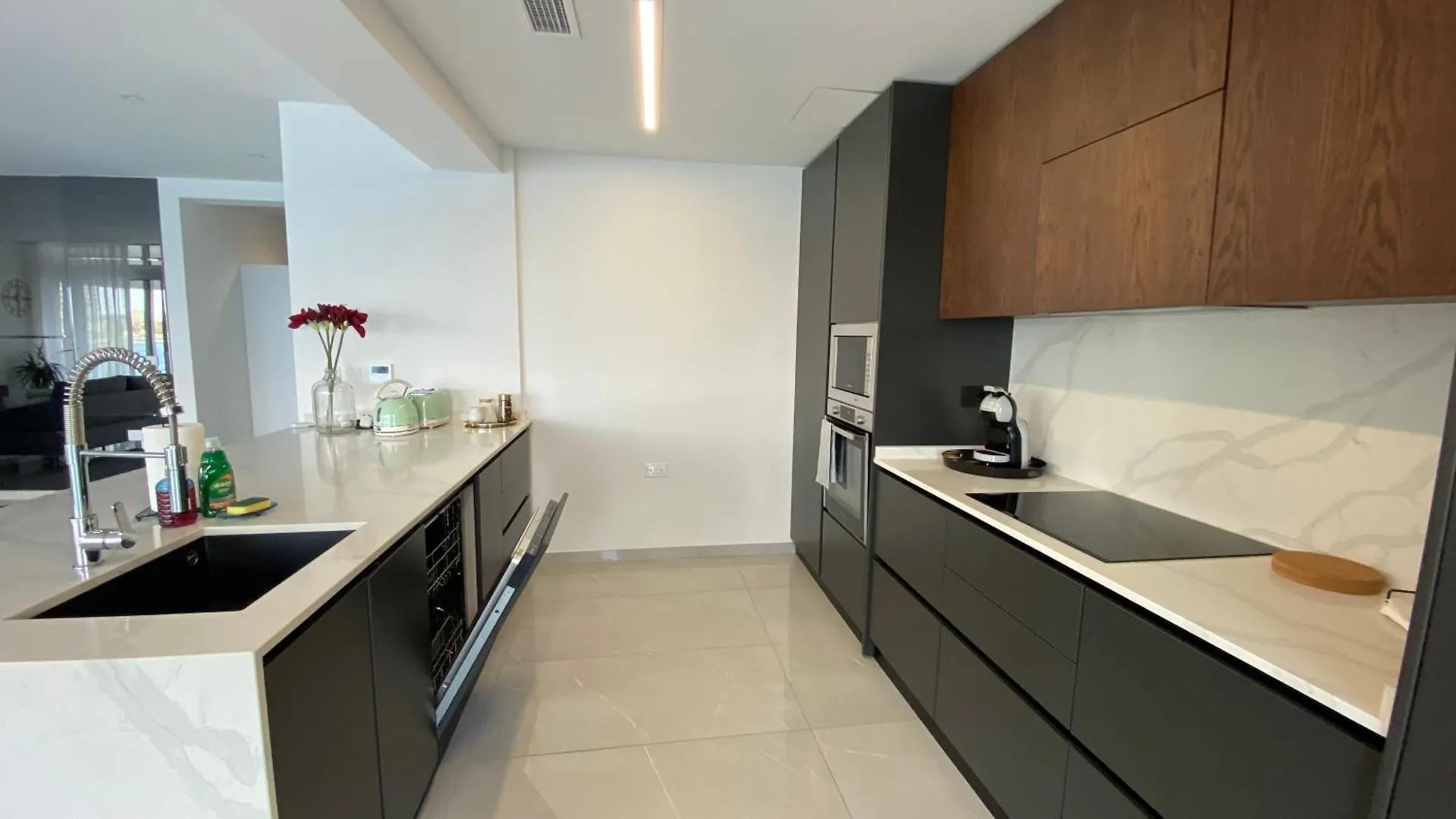 Seafront Luxury 2 Bedroom 3 Bathroom Apartment In St Julian'S Saint Julian's 0*,  Malta
